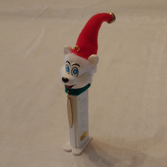 PEZ Other - Pez Polar Bear Ornament